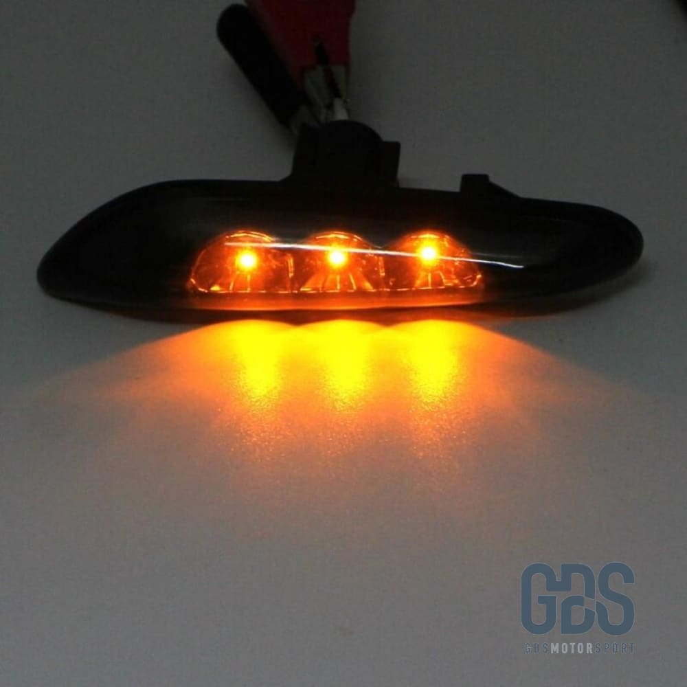 2 répétiteurs de clignotants a LED pour BMW E46 E60 E61 X3 E83 PHARES FEUX GDS Motorsport