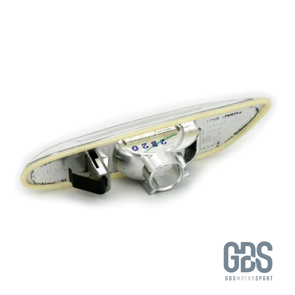 2 répétiteurs de clignotants pour BMW E46 E60 E61 X3 E83 - PHARES FEUX - GDS Motorsport