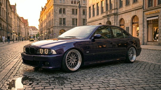 BMW E39 berline look M5 abaissée, style German Look élégant
