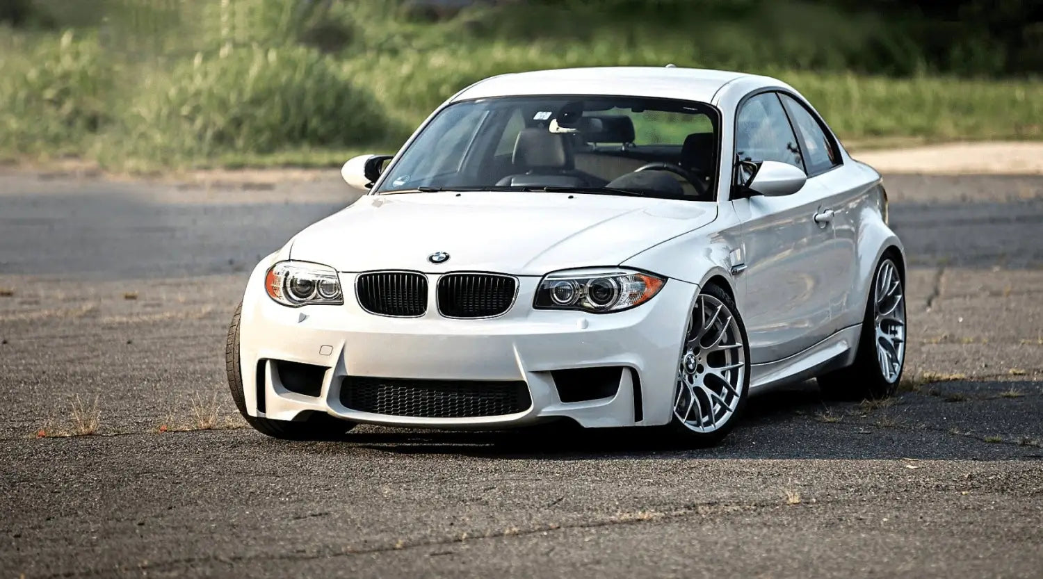 Pieces M performance carrosserie esthetique pour BMW E87 E88 E82 E81 serie1 1M pare choc