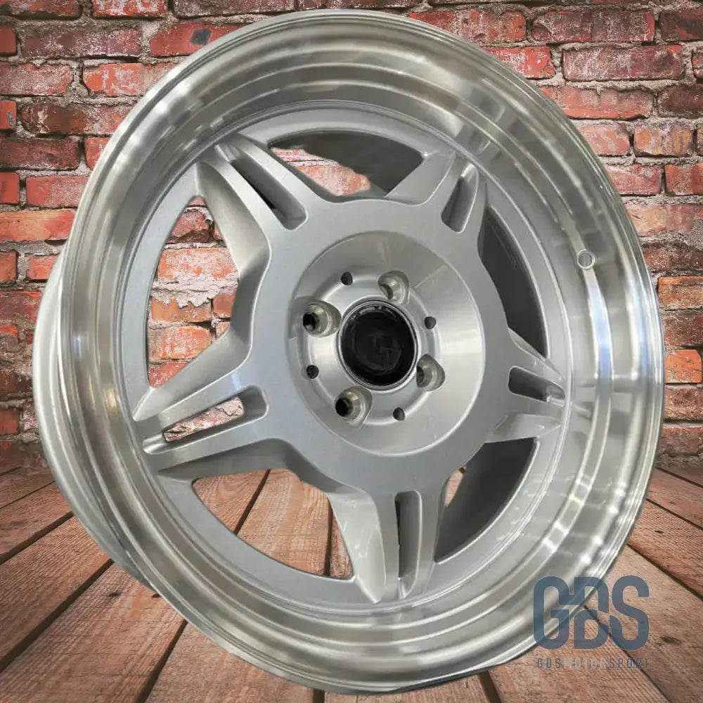 4 jantes look Style 24 M3 E36 BMW R17’’ X 8’’ ET30 - Pack monte au carré - Jantes et pneus - GDS Motorsport