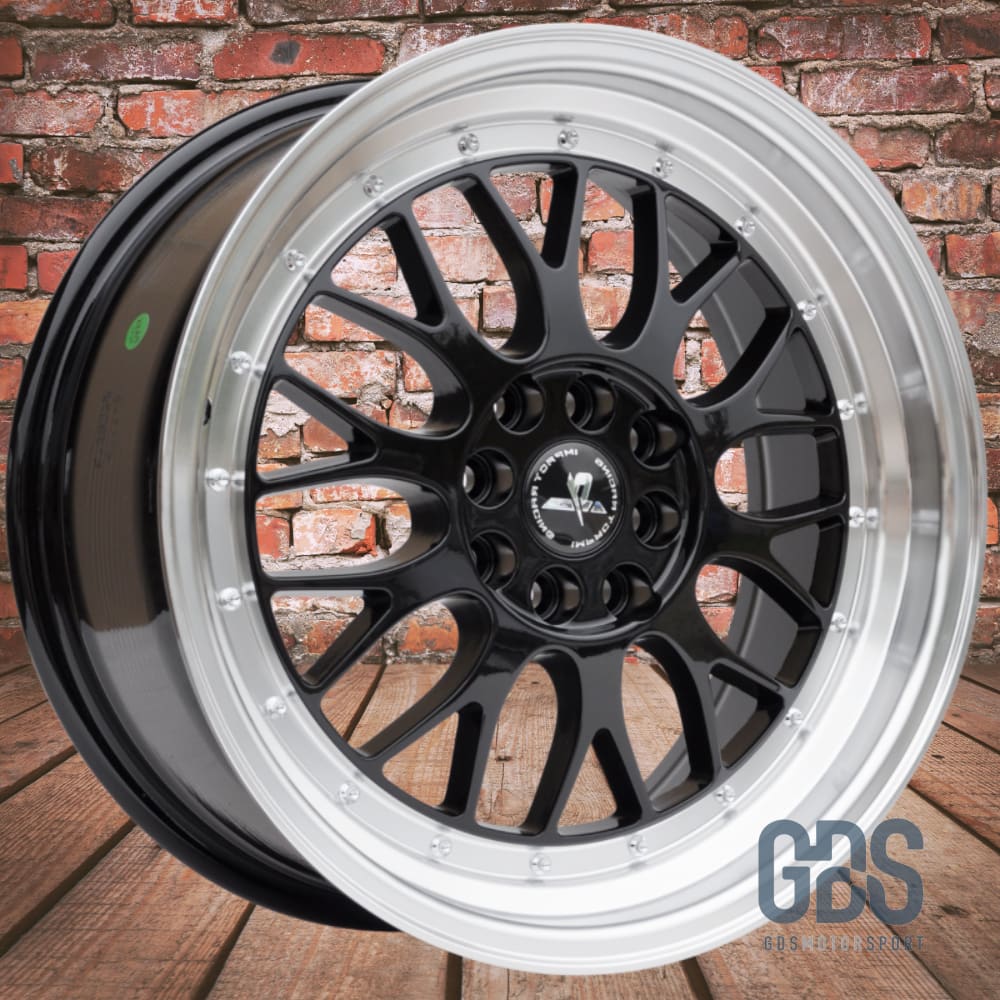 4 jantes style BBS LM Centre noir BMW R17’’ X 7.5’’ ET38 - Jantes et pneus - GDS Motorsport