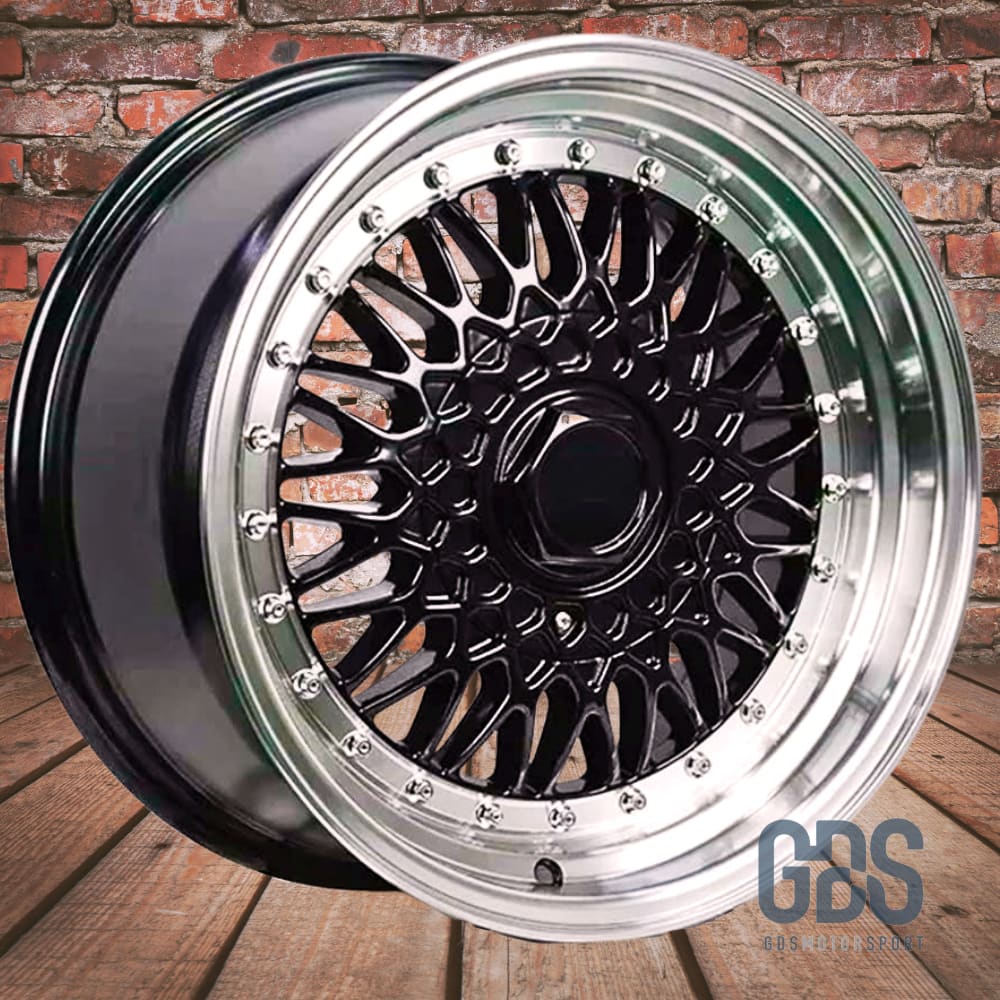 4 jantes style BBS RS Centre noir BMW R17’’ X 7.5’’ ET35 - Jantes et pneus - GDS Motorsport