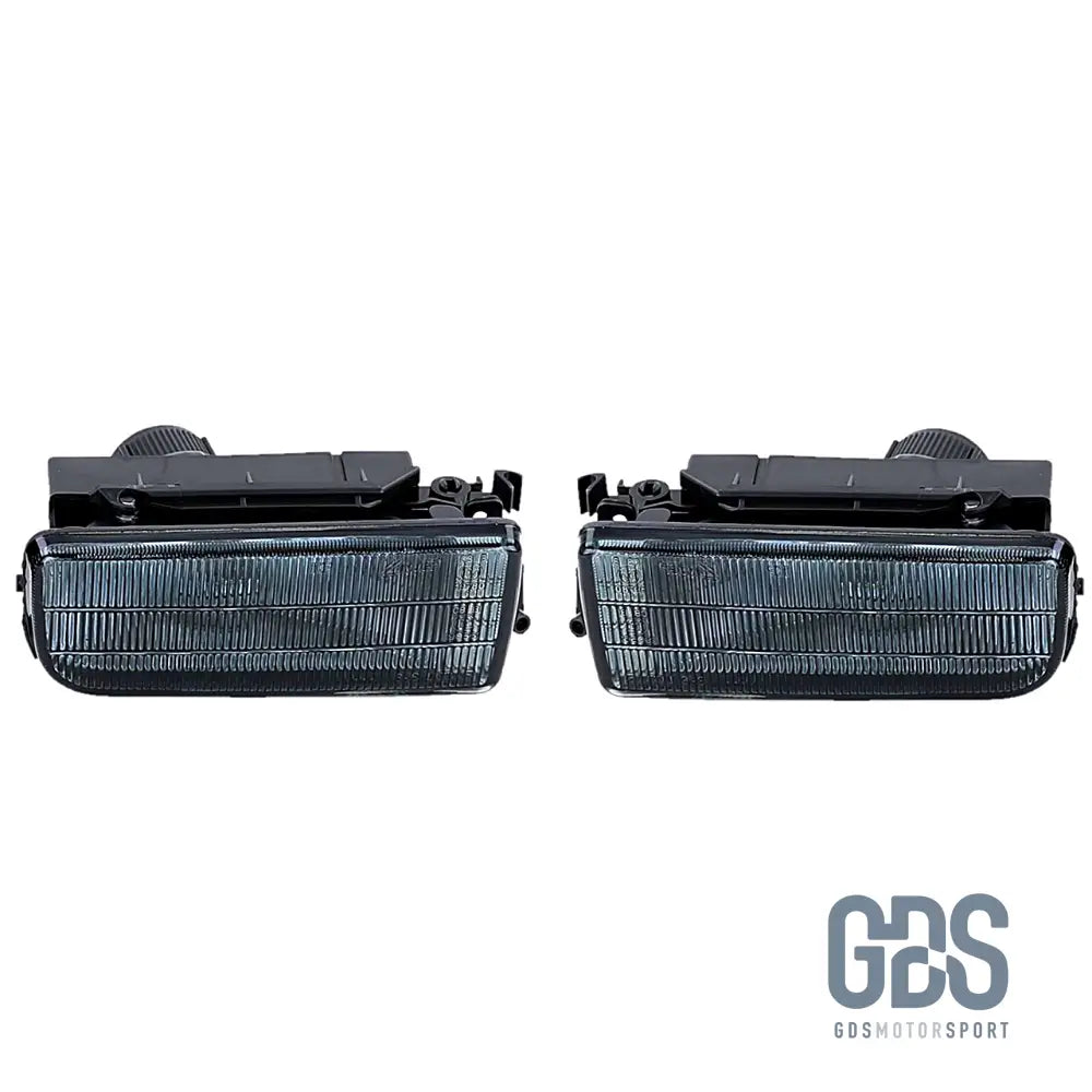 Feux Antibrouillards vitre type strié pour BMW E36 blanc / noir / jaune - Fume Noir - PHARES FEUX - GDS Motorsport