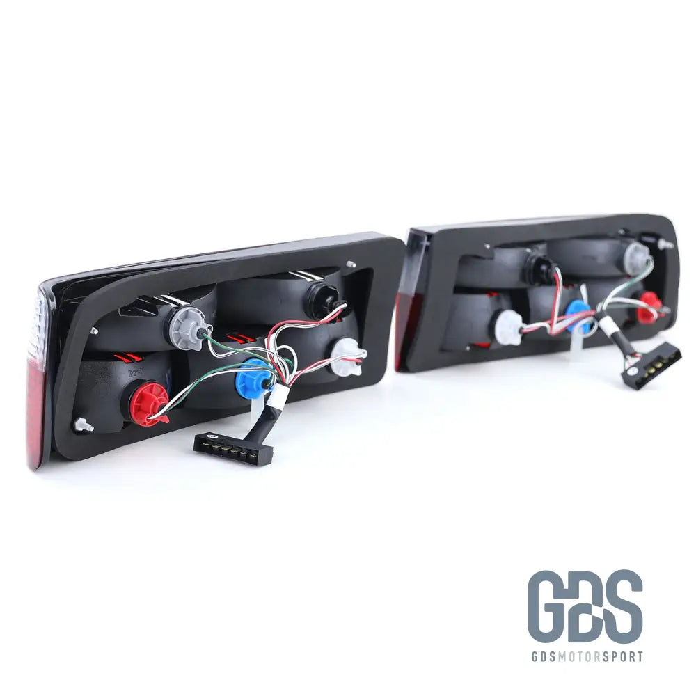 Feux arrieres rouge transparent pour BMW E30 phase 1 - PHARES FEUX - GDS Motorsport