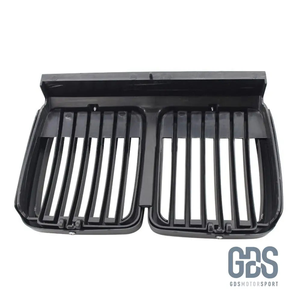 Calandre noir mate pour BMW E30 de 1982 a 1994 - Pare Choc - GDS Motorsport