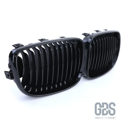 Grilles de calandre noir brillant simple lame pour bmw série 1 e81 e82 e87 e88 — phase 2 (2007-2013) - calandres