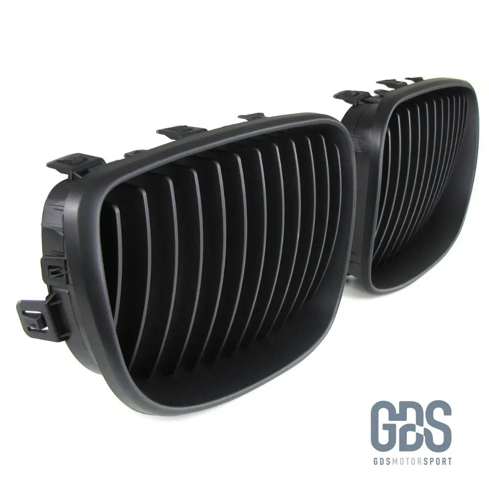2 Grilles de calandre Noir Mate BMW série 1 Phase 2007 a 2014 - Calandres - GDS Motorsport