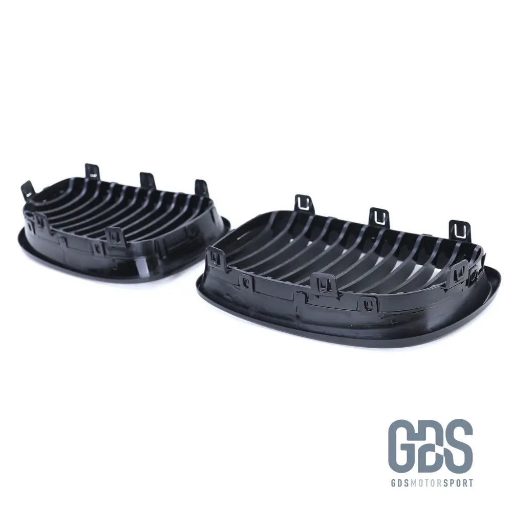 2 Grilles de calandre Noir Mate BMW série 1 Phase 2007 a 2014 - Calandres - GDS Motorsport