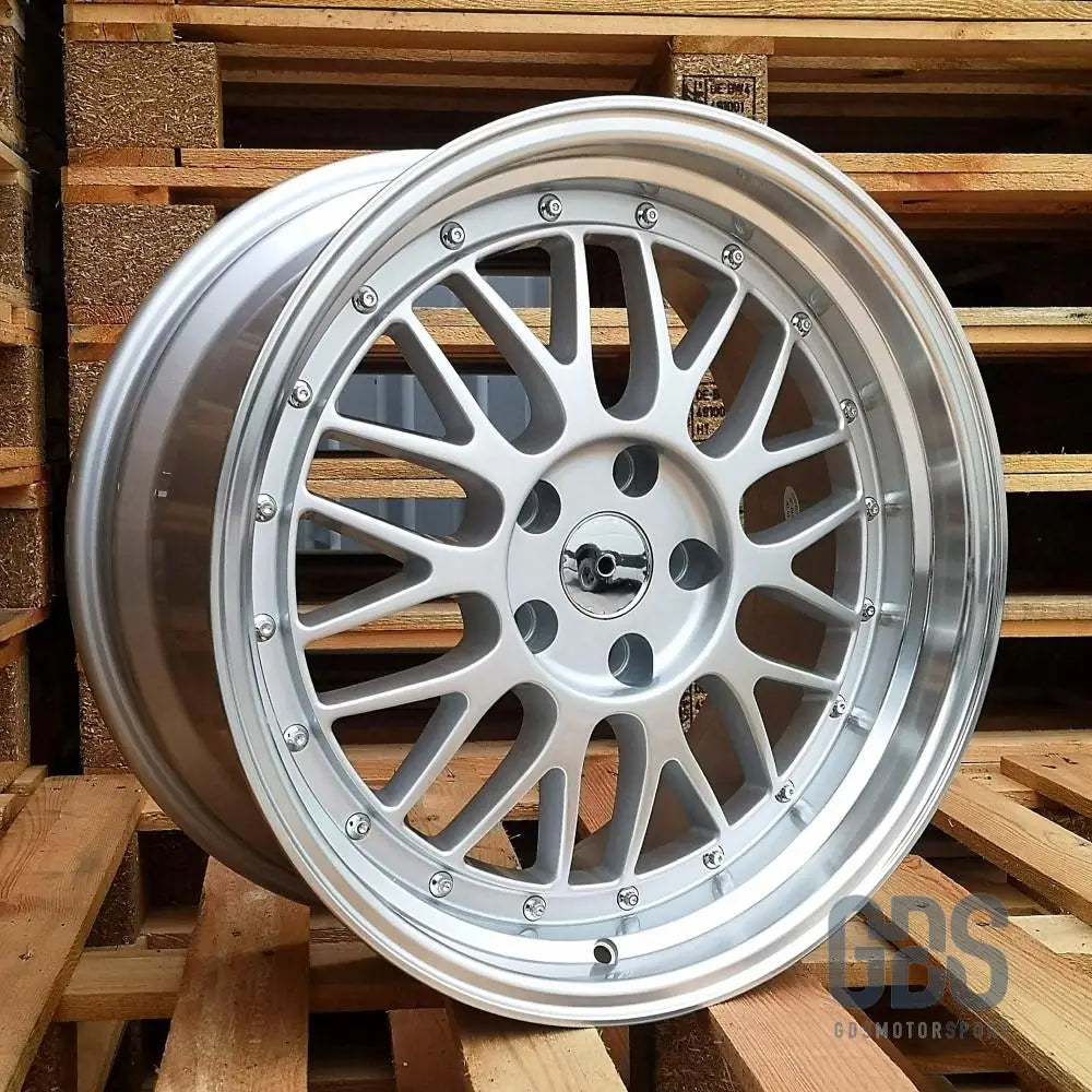 Pack 4 jantes style bbs lm gris bmw r18’’ x 8’’ et35 9’’ - jantes et pneus