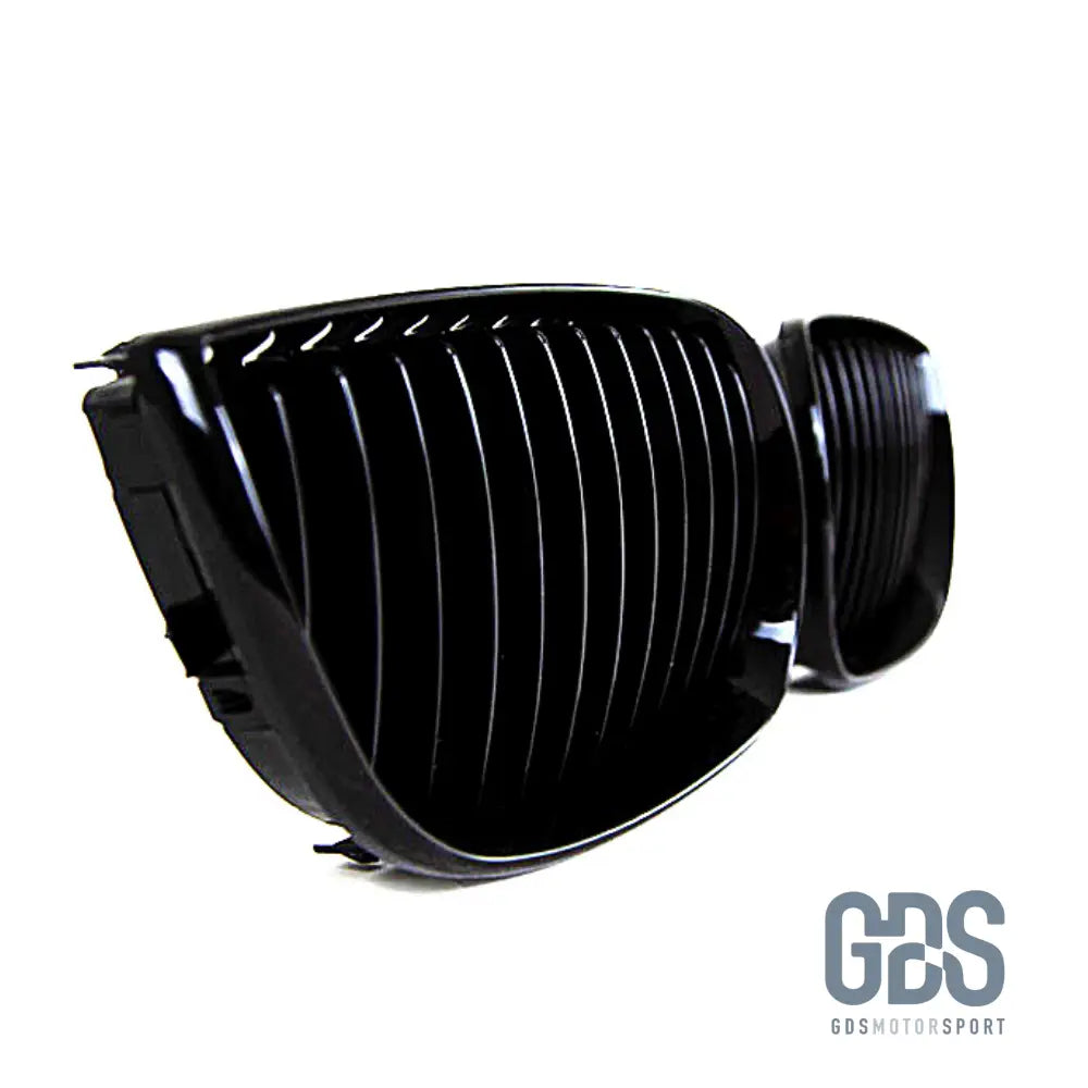 2 Grilles de calandre NOIR Brillant Performance BMW serie 1 PHASE 2004 a 2007 - Calandres - GDS Motorsport