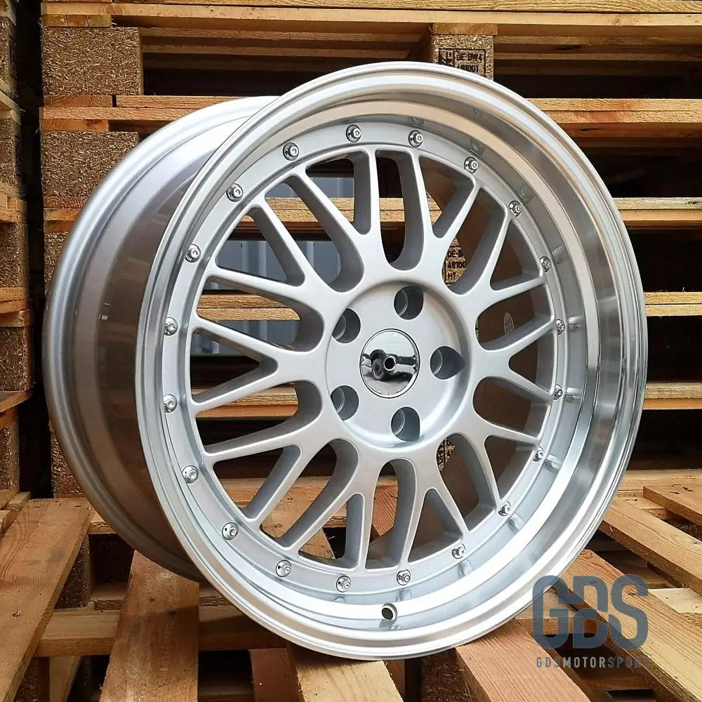 Pack 4 jantes style BBS LM Gris BMW R18’’ X 8’’ ET35 9’’ - Jantes et pneus - GDS Motorsport